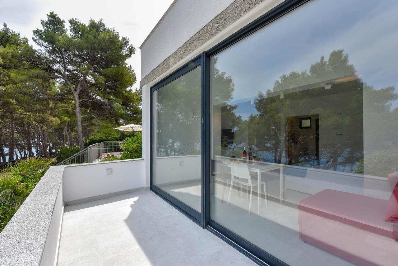 Lazaneo Seafront Apartments, Jelsa  Esterno foto