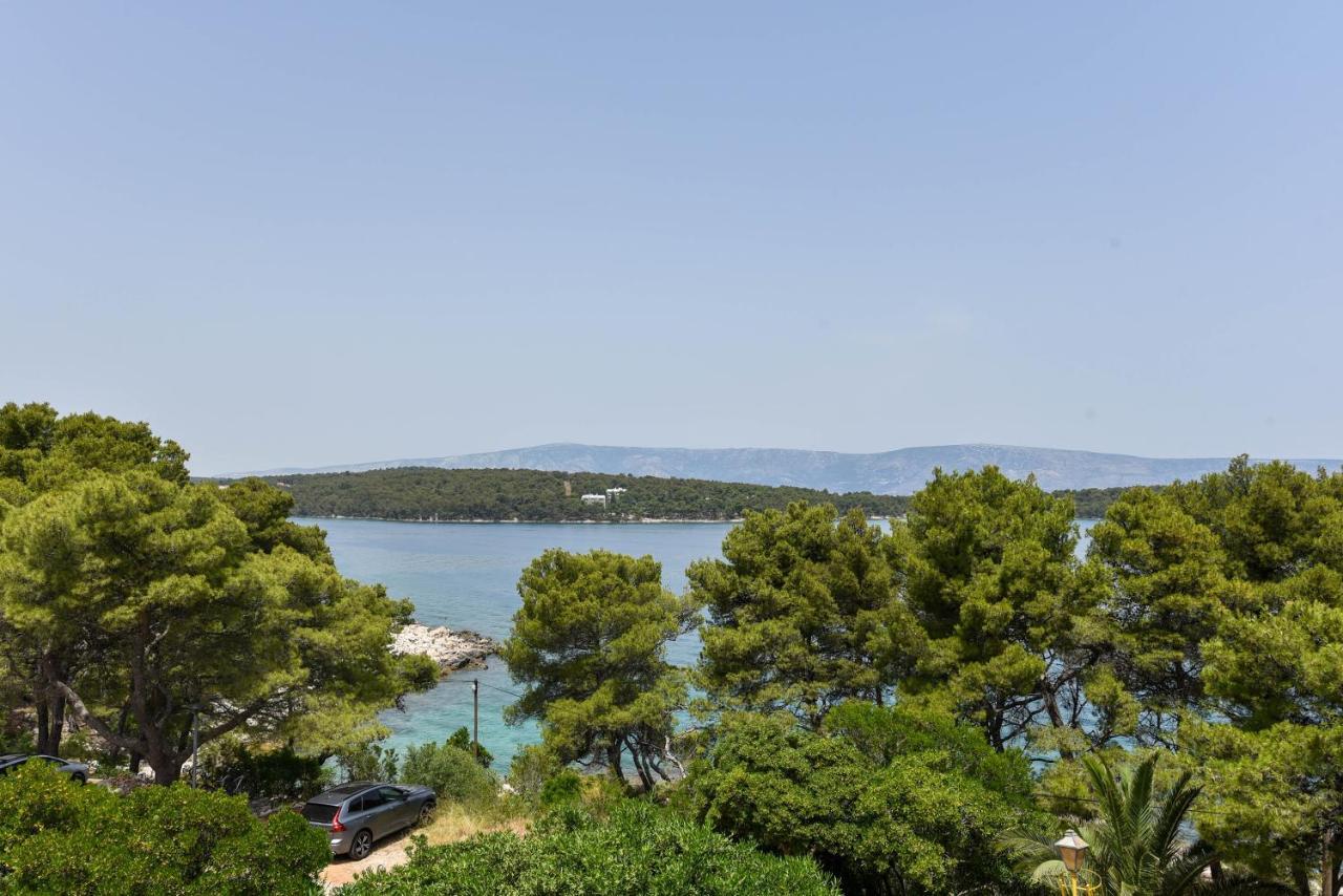 Lazaneo Seafront Apartments, Jelsa  Esterno foto