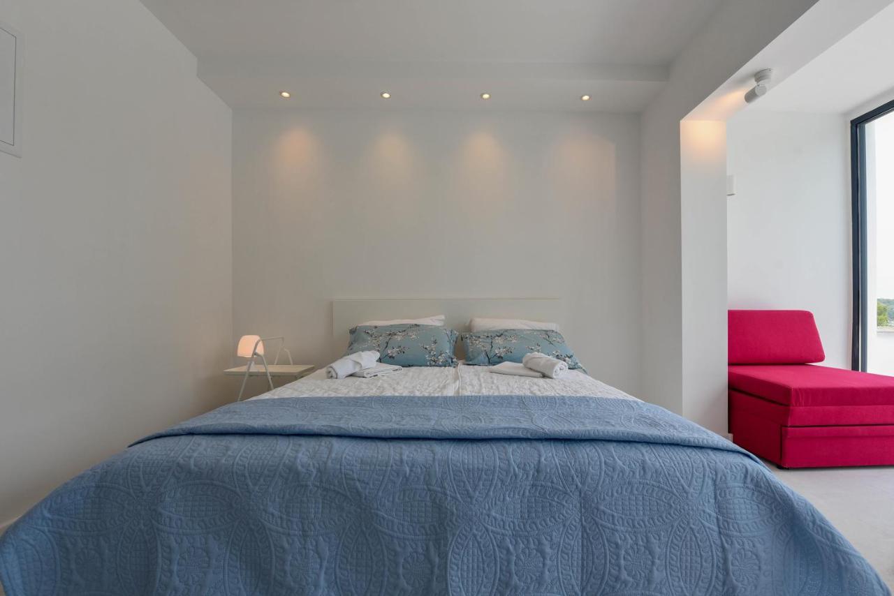 Lazaneo Seafront Apartments, Jelsa  Esterno foto