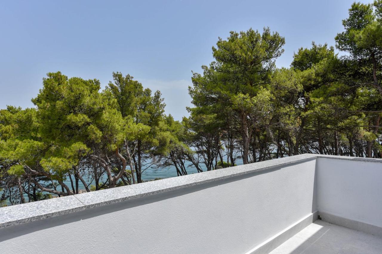 Lazaneo Seafront Apartments, Jelsa  Esterno foto